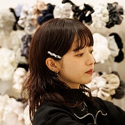 服装・髪色・ピアス・ネイルも自由